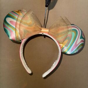 NWOT Disney 70s Swirl Minnie Ears - Mint Peach Pink Cream
